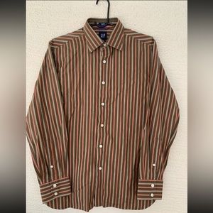 Gap Men’s Fitted Striped Button Front Dress Shirt Sz S 14-14 1/2"